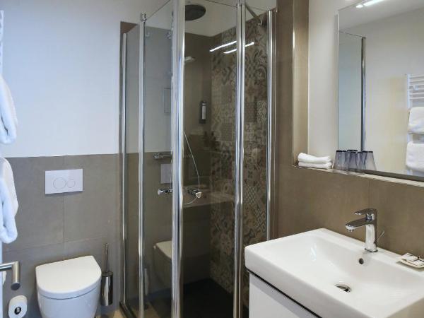 Hotel Fährhaus km734 : photo 4 de la chambre petite chambre double