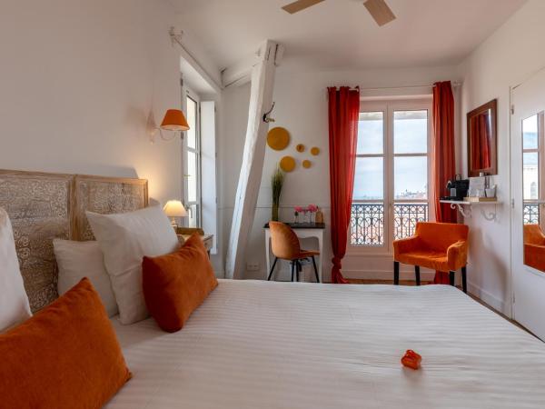 Hôtel & Espace Bien-être La Maison du Lierre : photo 1 de la chambre chambre double ou lits jumeaux - vue partielle sur mer