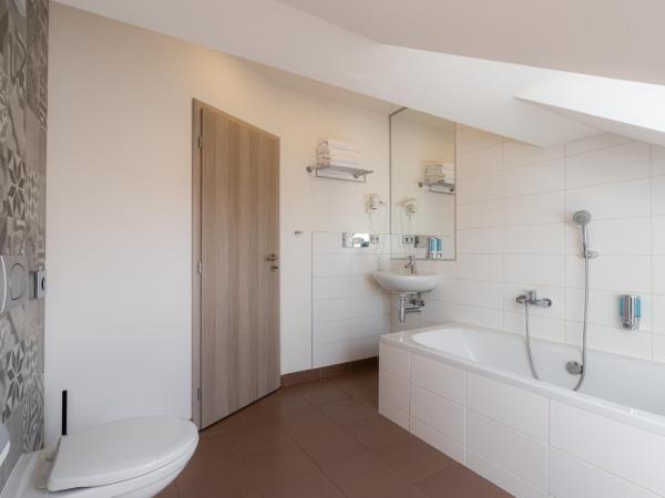 EA Hotel Victoria : photo 7 de la chambre chambre double supérieure