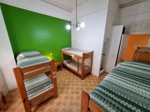 Hostel Estoril : photo 1 de la chambre lit dans dortoir mixte de 6 lits