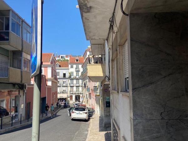 Santo Amaro Apartment : photo 2 de la chambre chambre lits jumeaux avec salle de bains privative