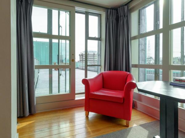 The Clarence : photo 8 de la chambre suite - vue sur rivière