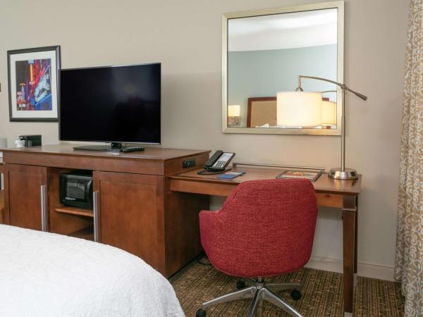 Hampton Inn & Suites Nashville-Green Hills : photo 3 de la chambre chambre lit king-size - non-fumeurs