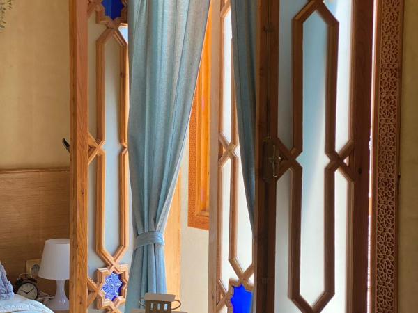 RIAD LALLA ZINEB : photo 1 de la chambre chambre deluxe