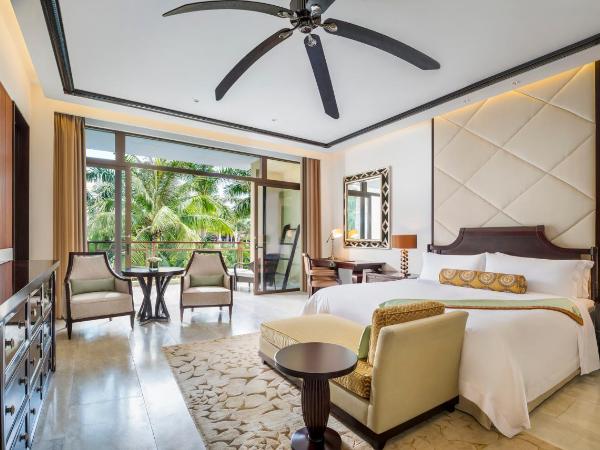 The St. Regis Sanya Yalong Bay Resort : photo 1 de la chambre chambre st. regis avec lit king-size - fumeurs - vue sur jardin