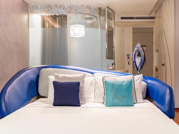 Hotel Baraquda Heeton Pattaya by Compass Hospitality : photo 2 de la chambre chambre lit king-size deluxe