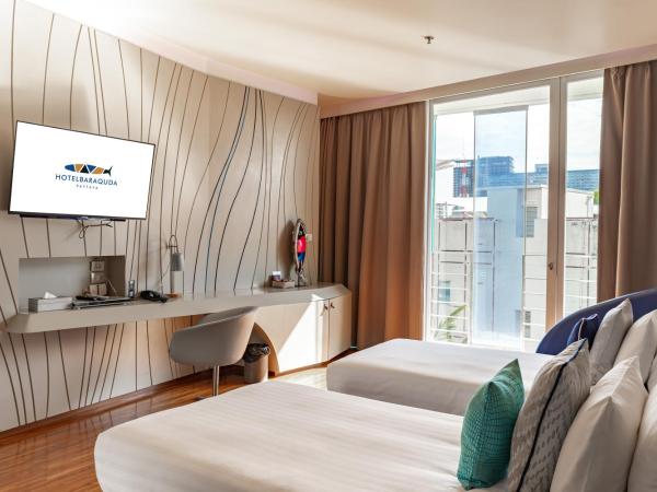 Hotel Baraquda Heeton Pattaya by Compass Hospitality : photo 2 de la chambre chambre lits jumeaux deluxe