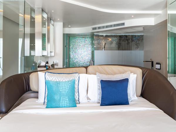 Hotel Baraquda Heeton Pattaya by Compass Hospitality : photo 6 de la chambre suite en duplex