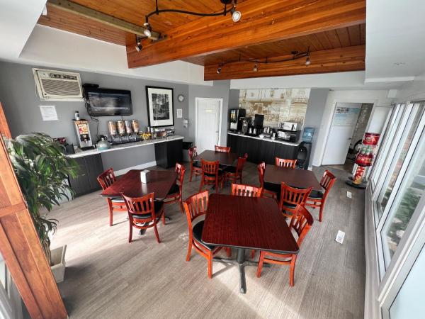 Thriftlodge Saskatoon : photo 5 de la chambre chambre double avec 2 lits doubles - non-fumeurs