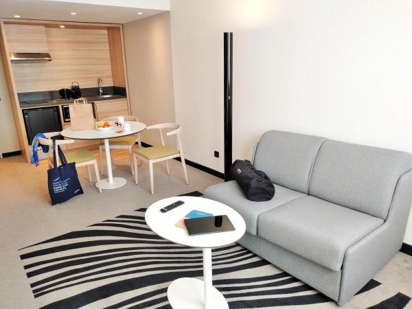 Novotel Suites Montpellier Antigone : photo 1 de la chambre appartement supérieur - non-fumeurs