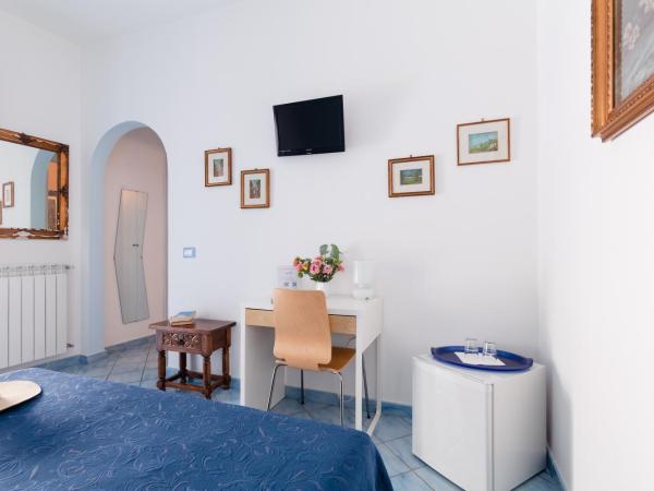 BnB Le Isole : photo 2 de la chambre chambre double ou lits jumeaux - vue sur jardin