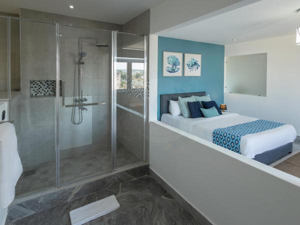 O'Beach Boutique Studios : photo 8 de la chambre chambre double avec balcon