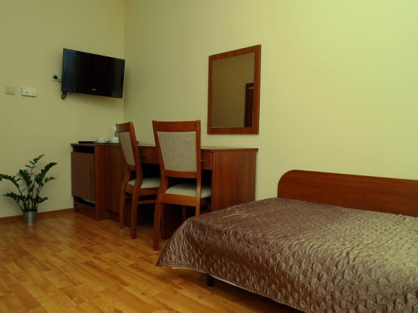 Ośrodek SCSK Optima : photo 7 de la chambre chambre double supérieure (1 adulte)