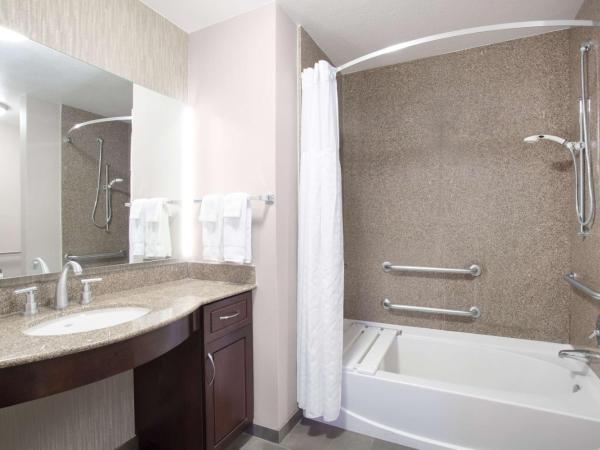 Homewood Suites by Hilton South Las Vegas : photo 6 de la chambre suite lit king-size avec cheminée - accessible aux personnes à mobilité réduite - non-fumeurs