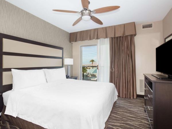 Homewood Suites by Hilton South Las Vegas : photo 3 de la chambre suite 2 chambres non-fumeurs avec baignoire spa
