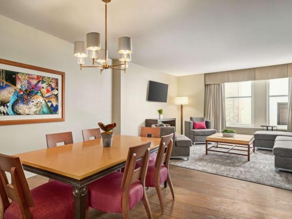 Hampton Inn Downtown / French Quarter Area : photo 4 de la chambre suite 1 chambre lit king-size - non-fumeurs