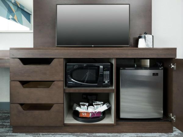 Hampton Inn & Suites Panama City Beach-Pier Park Area : photo 3 de la chambre chambre 2 lits queen-size - accessible aux personnes à mobilité réduite et adaptée aux personnes malentendantes - non-fumeurs