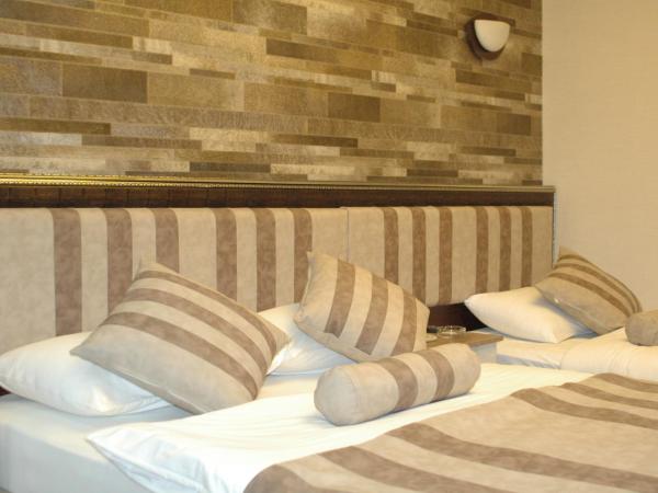 Konak Saray Hotel : photo 7 de la chambre chambre triple