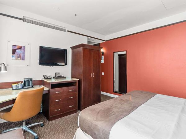 The Emily Morgan Hotel - A DoubleTree by Hilton : photo 2 de la chambre chambre lit king-size