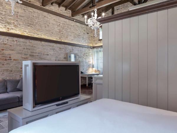 DoubleTree by Hilton Kusadasi : photo 2 de la chambre cottage lit king-size avec jardin privé