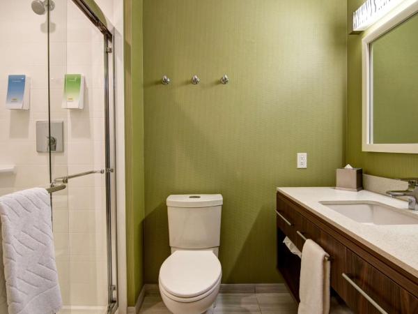 Home2 Suites by Hilton West Edmonton : photo 7 de la chambre studio lit queen-size - non-fumeurs
