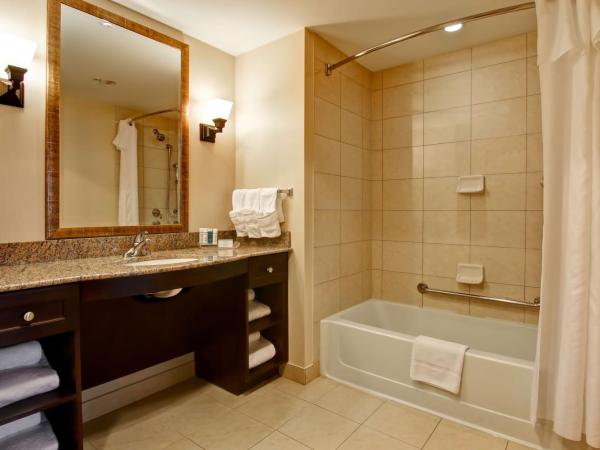 Homewood Suites by Hilton Toronto Airport Corporate Centre : photo 5 de la chambre suite lit king-size - accessible aux personnes à mobilité réduite