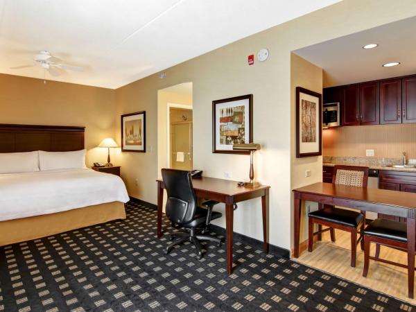 Homewood Suites by Hilton Toronto Airport Corporate Centre : photo 3 de la chambre suite studio lit king-size - non-fumeurs