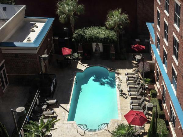 Hilton Columbia Center : photo 3 de la chambre chambre lit king-size - vue sur piscine 