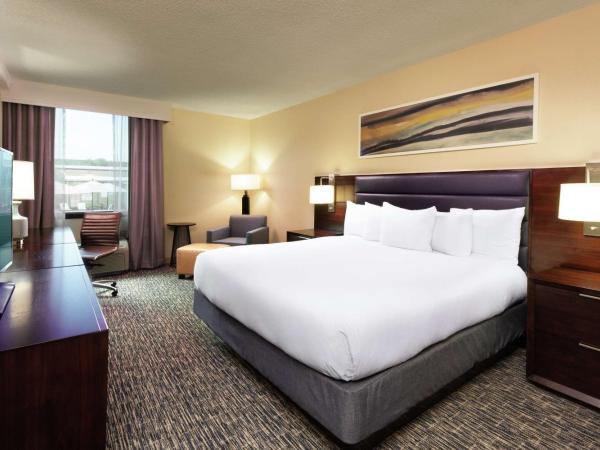 DoubleTree by Hilton Hotel Columbia : photo 1 de la chambre chambre lit king-size - pour personnes malentendantes