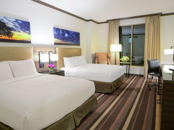 Hilton Dallas-Park Cities : photo 1 de la chambre chambre avec 2 grands lits queen-size 