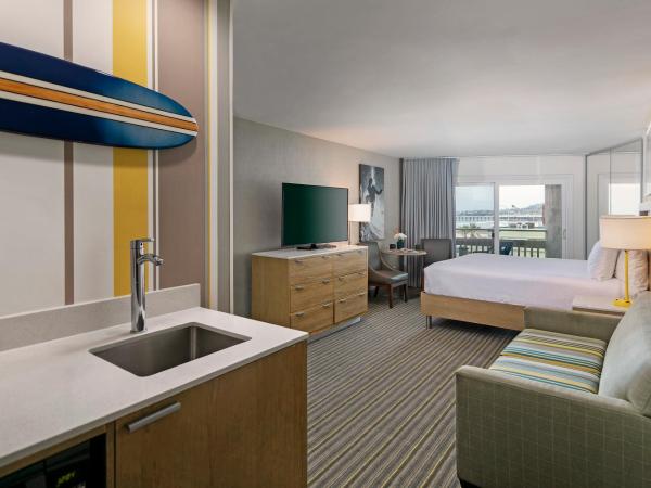 The Wayfarer San Diego : photo 1 de la chambre chambre lit king-size avec canapé-lit - vue partielle sur océan
