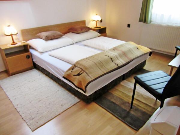Zsuzsa Panzió : photo 5 de la chambre chambre double