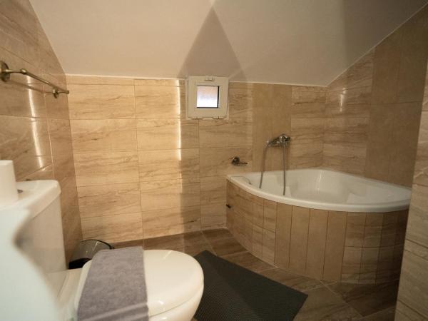 Parthenis Riviera Hotel : photo 3 de la chambre chambre familiale - vue sur mer