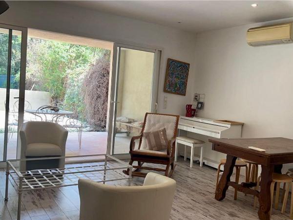 K.N.C.1601 : photo 1 de la chambre chambre double - vue sur parc