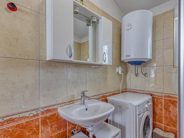 Mara : photo 8 de la chambre appartement avec balcon