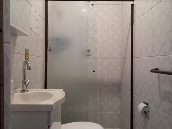 Mansão Art Déco : photo 5 de la chambre chambre quadruple avec salle de bains privative