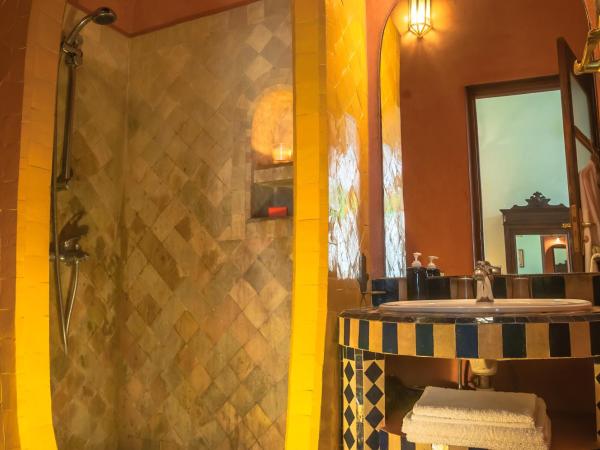 Riad Zamane & Spa Fès : photo 6 de la chambre executive room - ambre