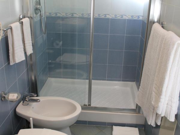 Hotel Esperia : photo 2 de la chambre chambre triple