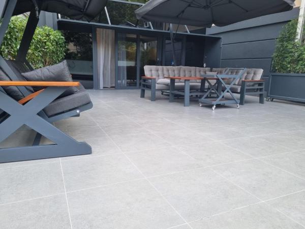 Mia Berre Hotels : photo 9 de la chambre suite avec terrasse 