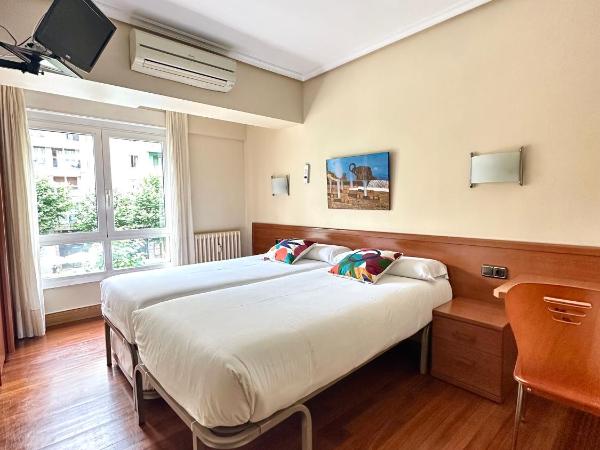 Pension Anoeta : photo 4 de la chambre chambre lits jumeaux