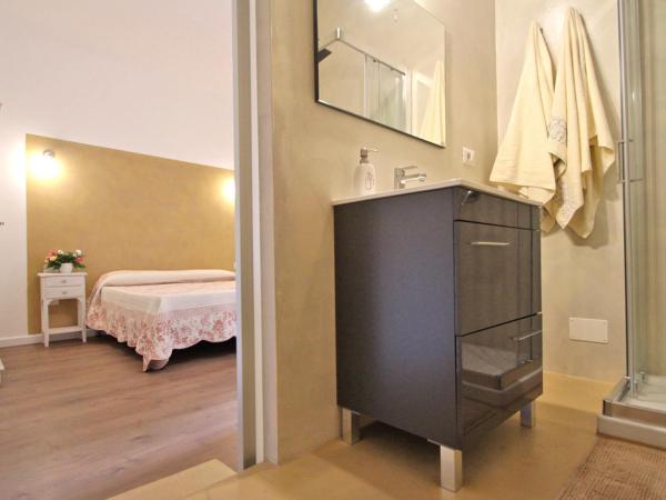All'Operetta di Cagliari : photo 2 de la chambre chambre deluxe double ou lits jumeaux