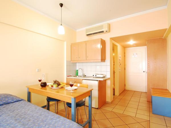 Medusa Apartments : photo 4 de la chambre studio - vue sur mer