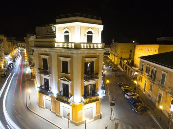 Residence Le Vie del Centro : photo 1 de la chambre chambre deluxe