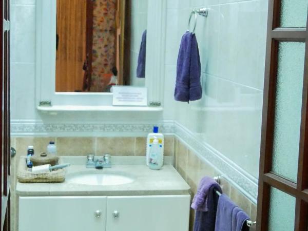 Casona Rosa B&B, Morelia : photo 4 de la chambre chambre lit queen-size deluxe