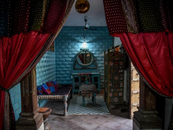Bristows Haveli Homestay : photo 8 de la chambre chambre double - vue sur jardin