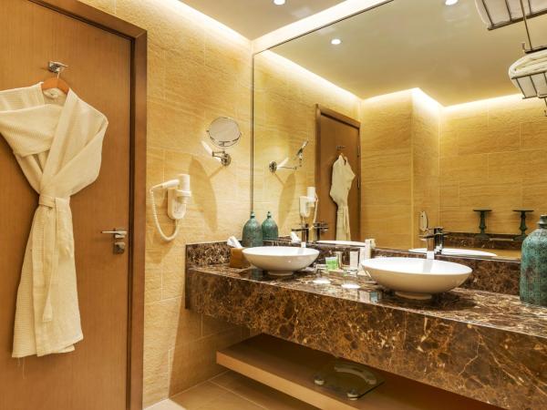 Royal Central Hotel and Resort The Palm : photo 1 de la chambre chambre double supérieure avec accès à la plage privée de l’hôtel