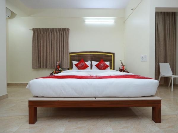 Hotel Amulya Relax Inn : photo 2 de la chambre chambre deluxe