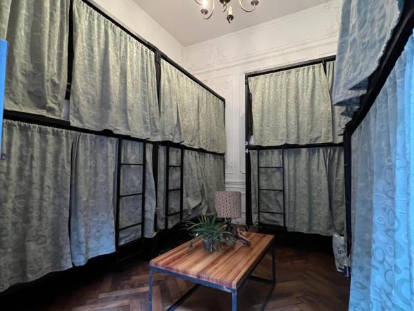 Meridiano Hostel Boutique : photo 2 de la chambre lit dans dortoir mixte de 8 lits