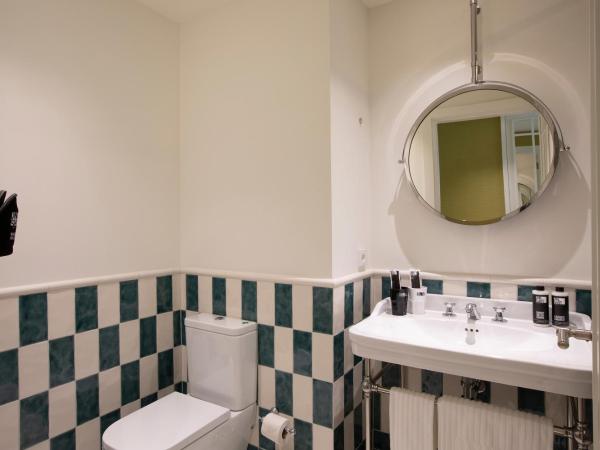 One Shot Palácio Cedofeita : photo 9 de la chambre chambre double ou lits jumeaux standard