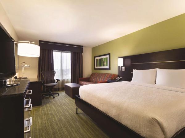 Hilton Garden Inn Houston Northwest : photo 3 de la chambre chambre lit king-size Évolution avec canapé-lit 